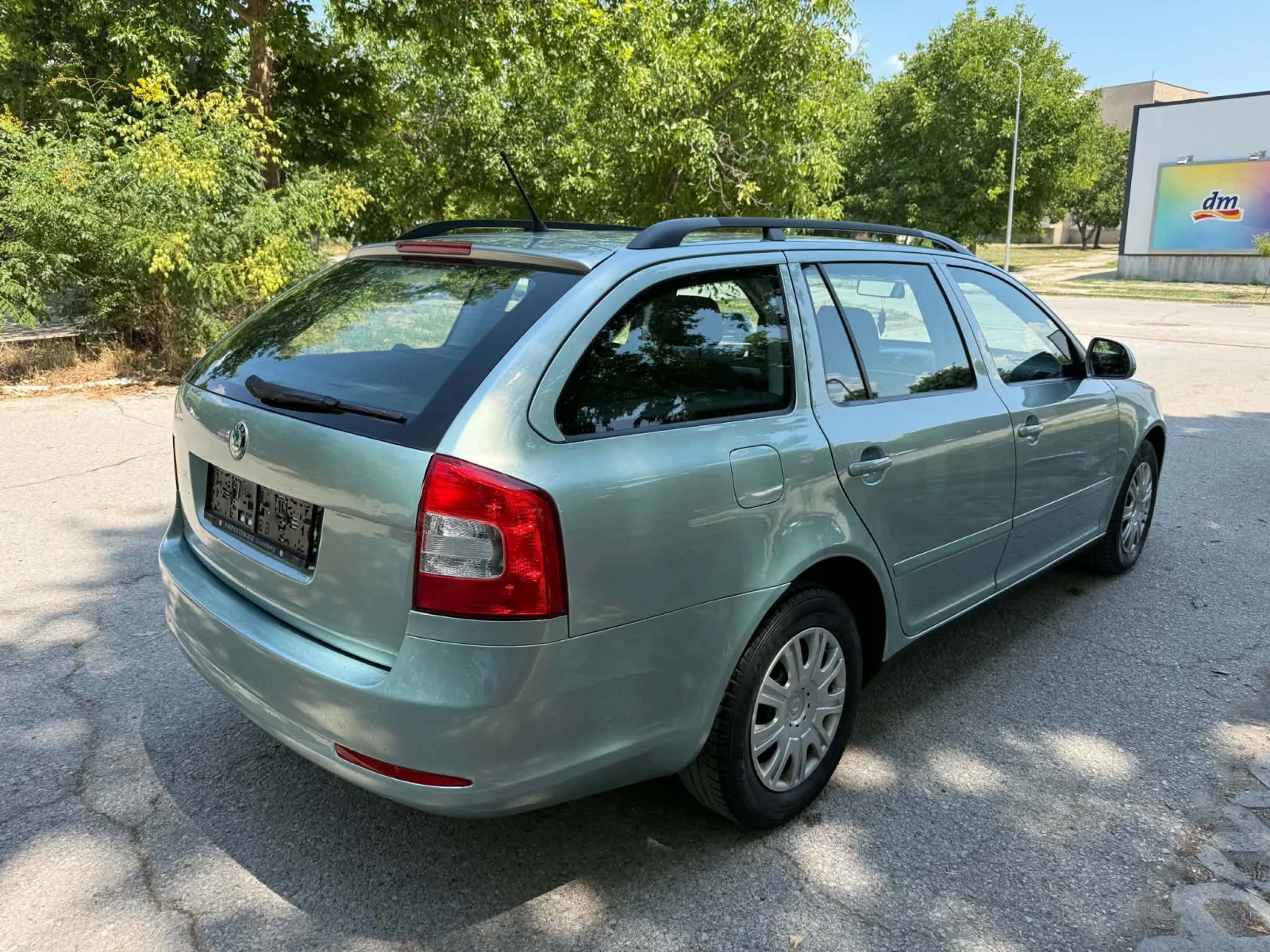 Skoda Octavia 1.6 TDi, снимка 5 - Автомобили и джипове - 55408048