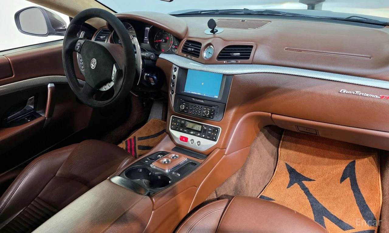 Maserati GranTurismo S* 4.7, снимка 7 - Автомобили и джипове - 55449594