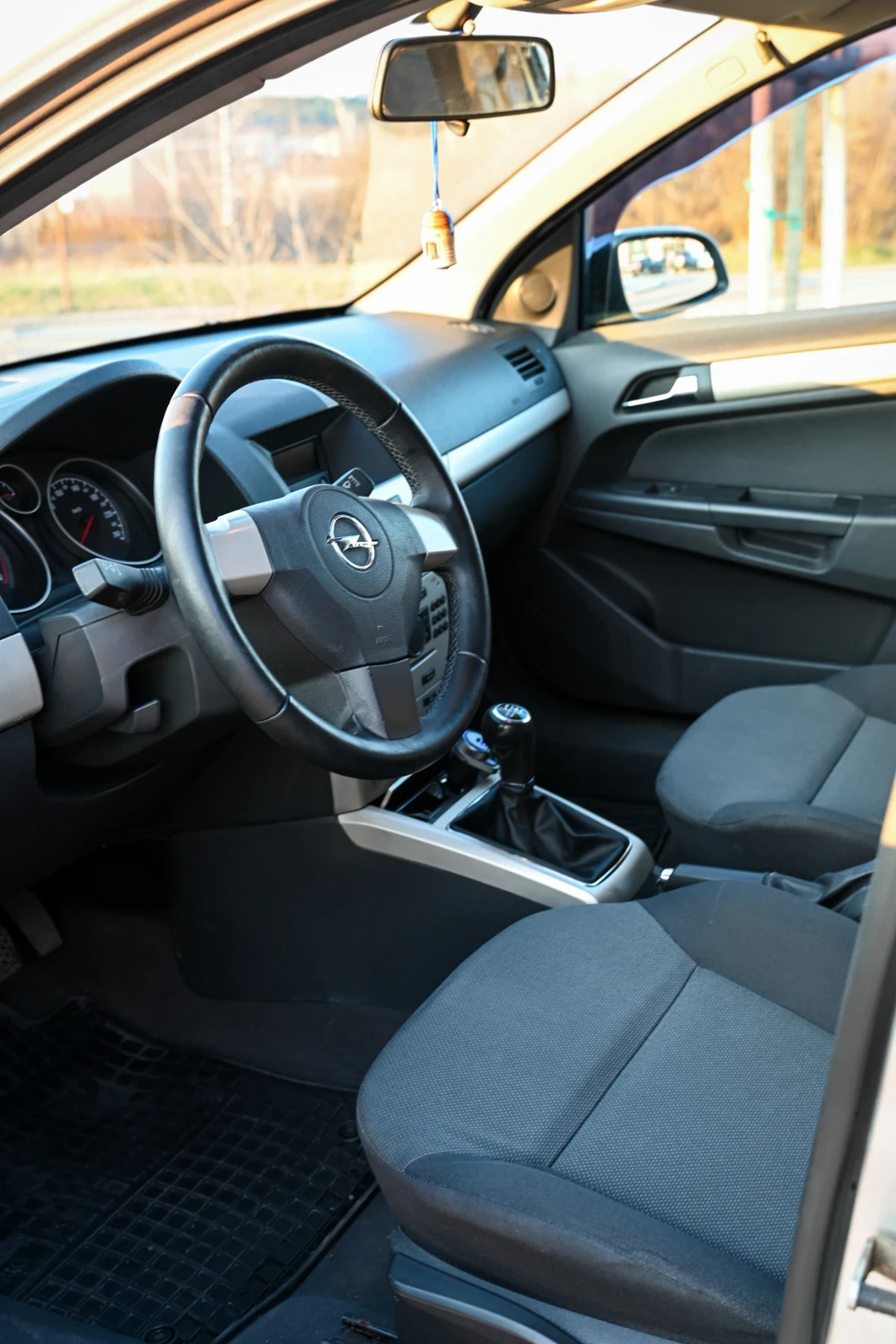 Opel Astra H, снимка 7 - Автомобили и джипове - 55529083