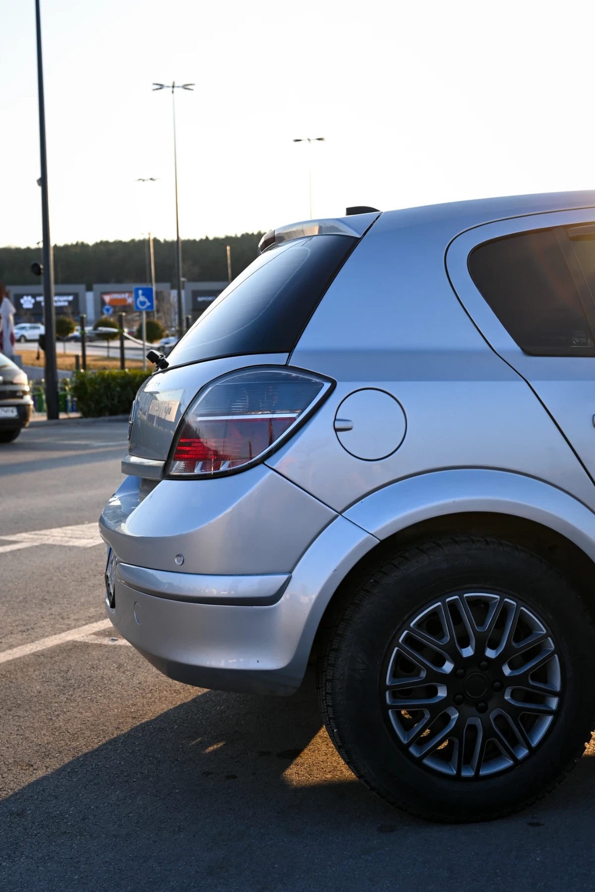 Opel Astra H, снимка 4 - Автомобили и джипове - 55529083