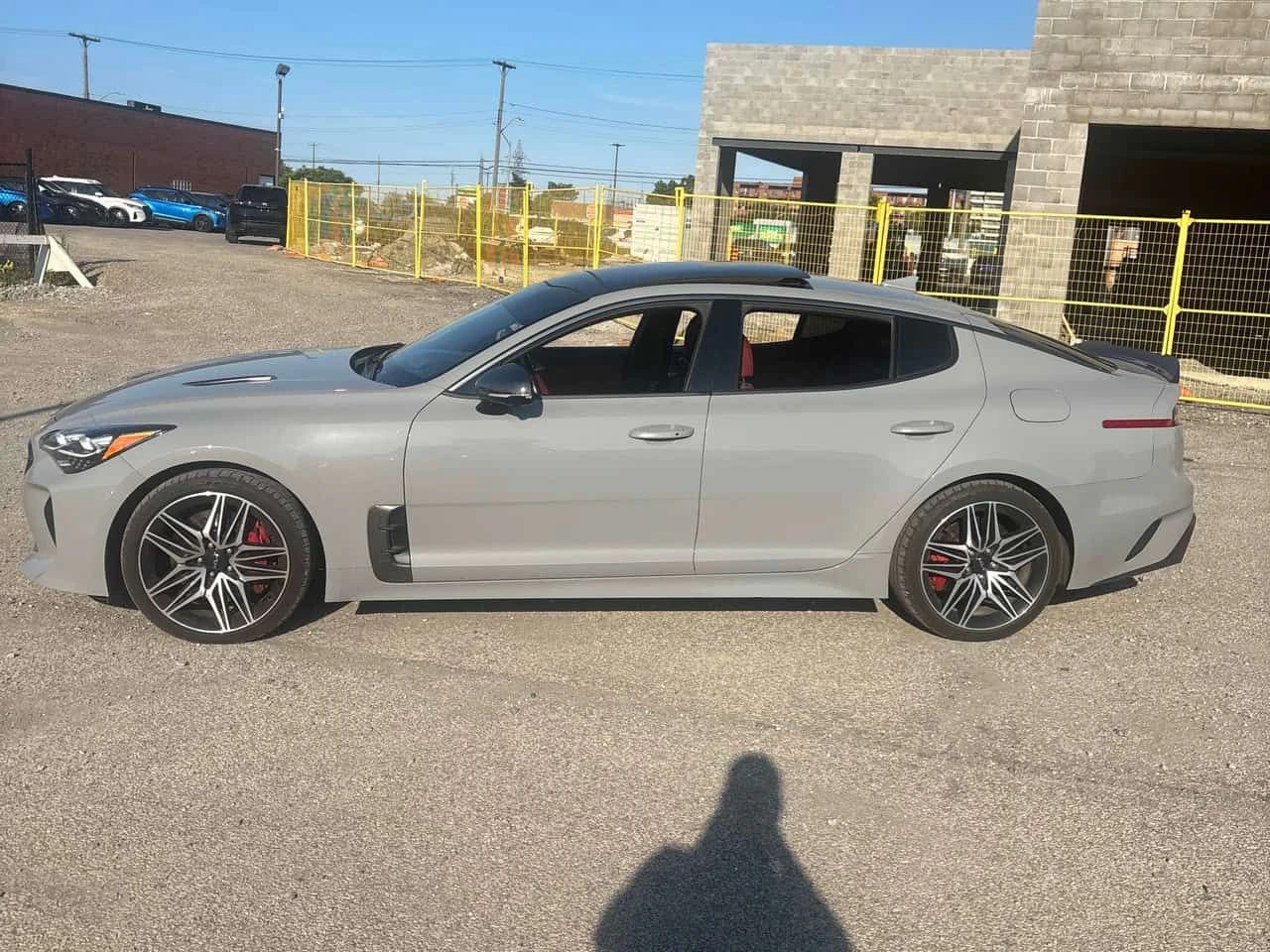 Kia Stinger AWD  CARFAX, снимка 2 - Автомобили и джипове - 55623484
