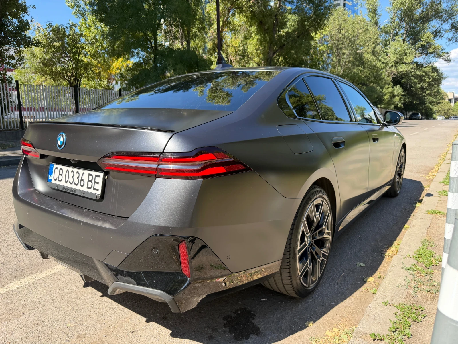 BMW 550 550 E/xDrive/M Sport/, снимка 7 - Автомобили и джипове - 55725860