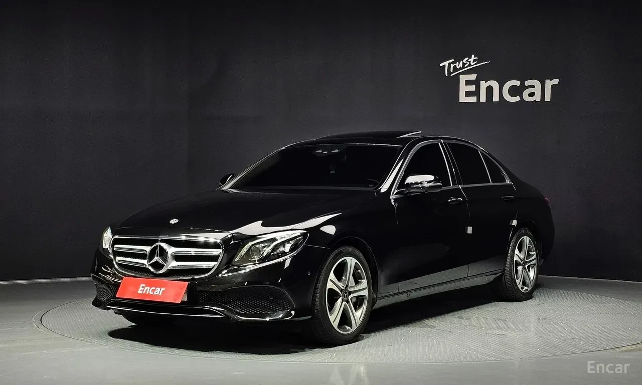 Mercedes-Benz E 300 4MATIC / 360 / HUD / ШИБИДАХ / ЛИЗИНГ /