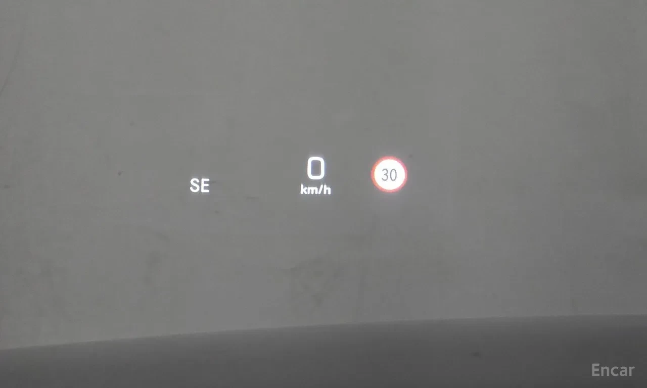 Mercedes-Benz E 300 4MATIC / 360 / HUD / ШИБИДАХ / ЛИЗИНГ /, снимка 13 - Автомобили и джипове - 55778678