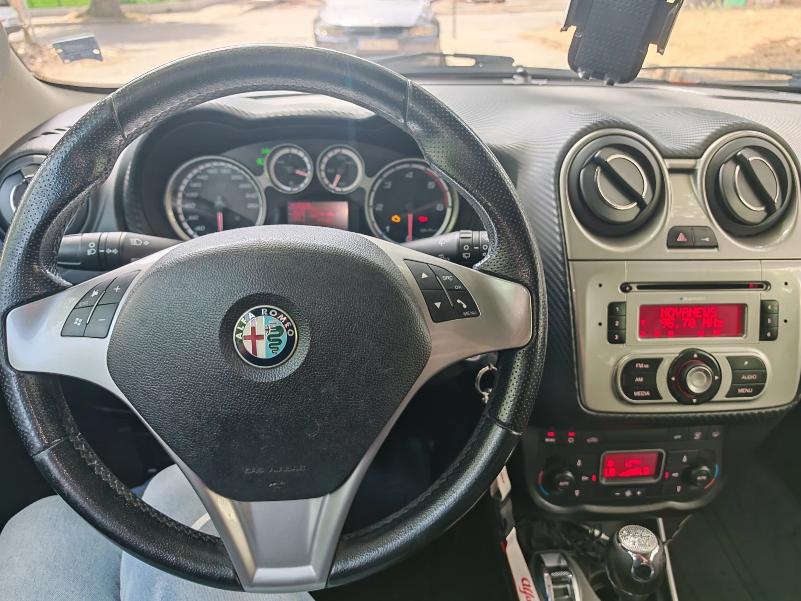 Alfa Romeo MiTo 1.6 jtd, снимка 7 - Автомобили и джипове - 55867744