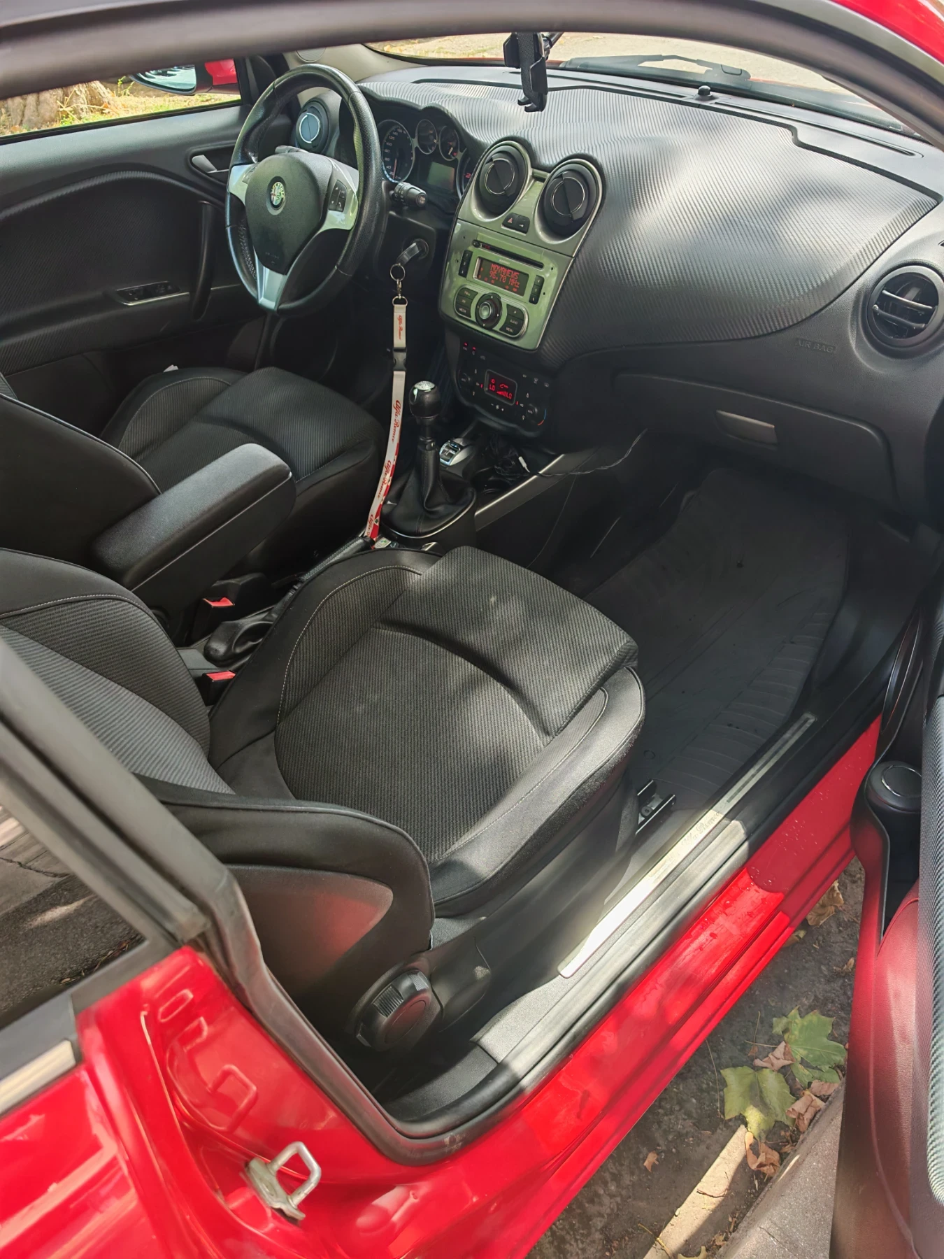 Alfa Romeo MiTo 1.6 jtd, снимка 12 - Автомобили и джипове - 55867744