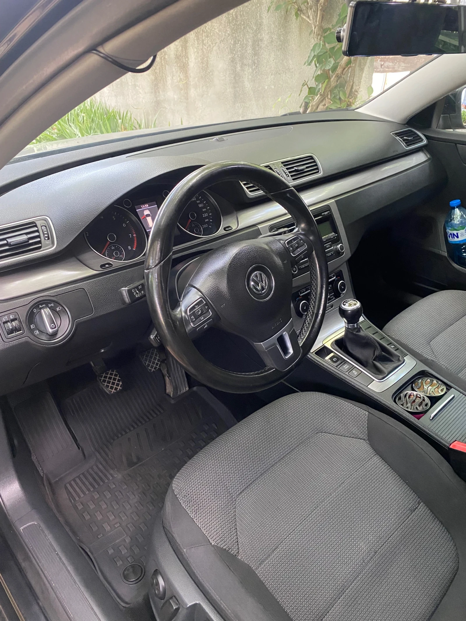 VW Passat 1.8 TSI, снимка 8 - Автомобили и джипове - 56059144