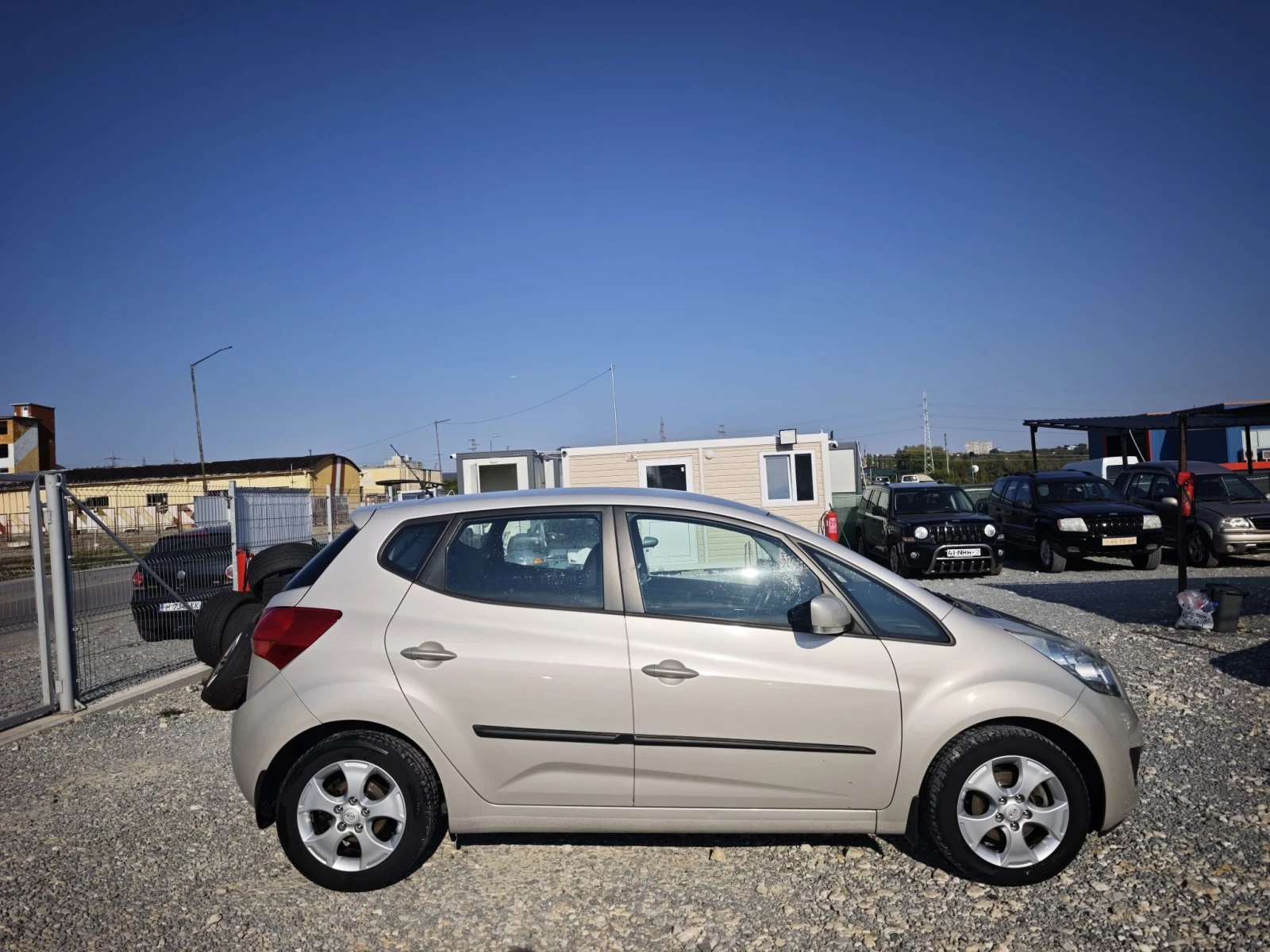 Kia Venga 1.6CRDI 115HP, снимка 4 - Автомобили и джипове - 56149628