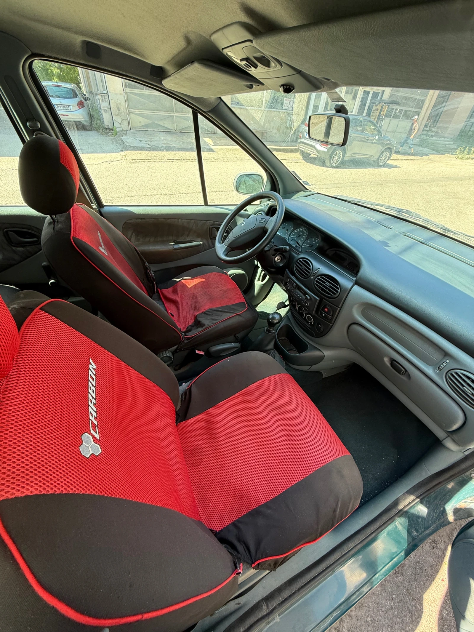 Renault Scenic, снимка 9 - Автомобили и джипове - 56273847