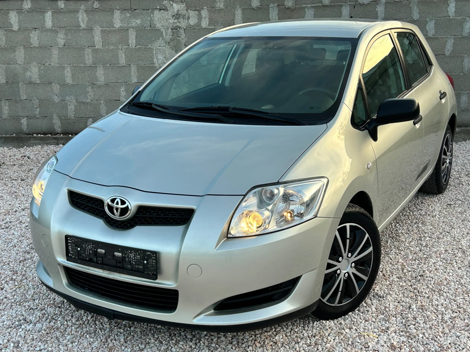Toyota Auris 1.4 VVT I | Mobile.bg � ����������� 2