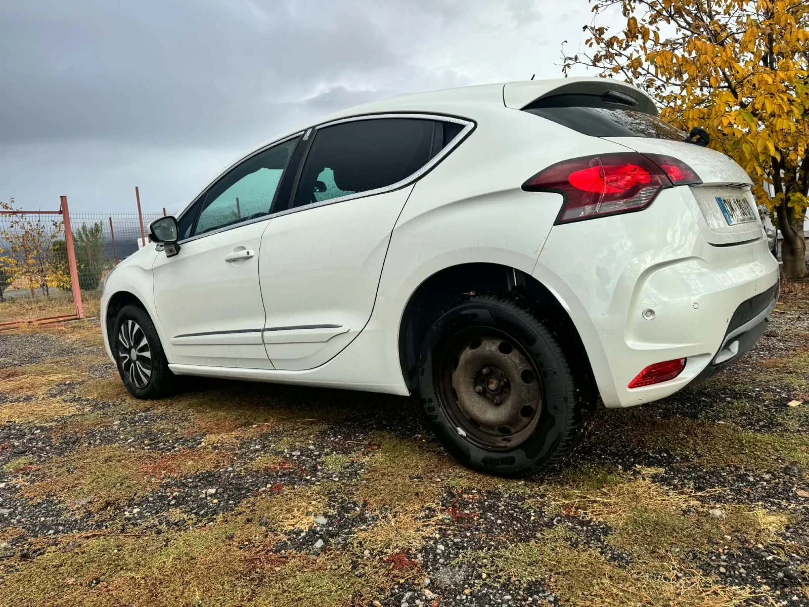 Citroen DS4 1.6 HDI chic, снимка 4 - Автомобили и джипове - 56662600