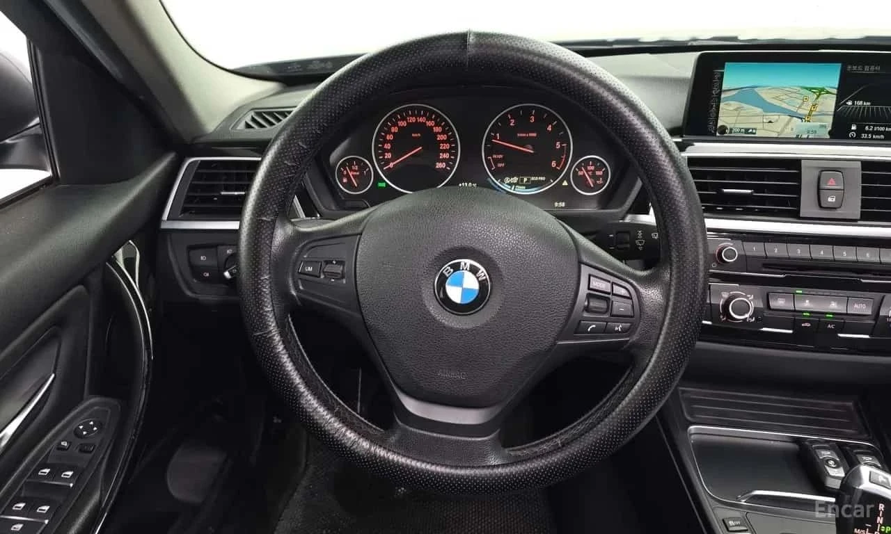 BMW 320, снимка 13 - Автомобили и джипове - 56740448