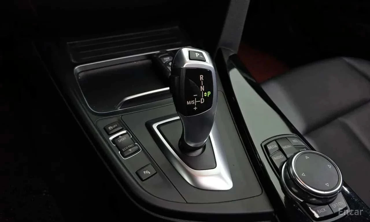 BMW 320, снимка 9 - Автомобили и джипове - 56740448