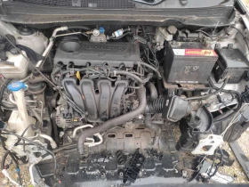 Kia Sportage 2.0 на части, снимка 9