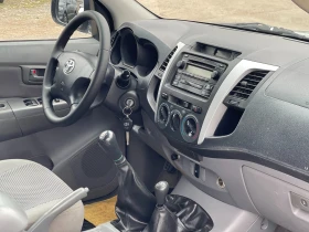 Toyota Hilux 2.5D4-D 4x4 - 13700 € / 26794.87 лв. - 92227761 11