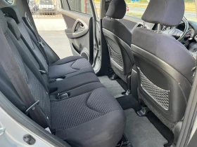 Toyota Rav4 2.2d 177кс 6 ск 4Х4 EURO 4 КЛИМАТРОНИК ВНОС ИТАЛИЯ | Auto.bg — изображение 10