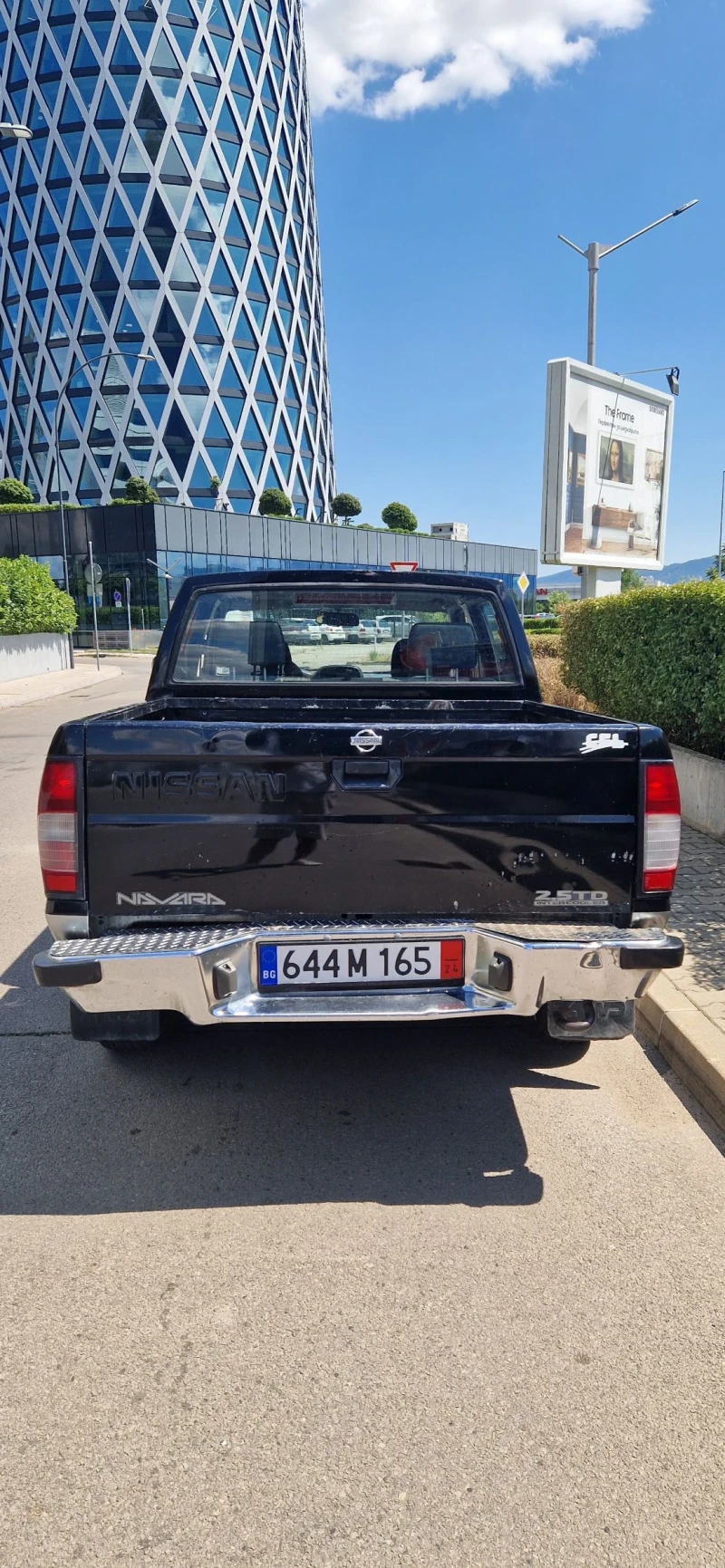 Nissan Navara 2.5 TDI  103к.с, снимка 6 - Автомобили и джипове - 46960310