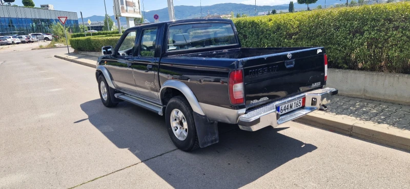 Nissan Navara 2.5 TDI  103к.с, снимка 13 - Автомобили и джипове - 46960310