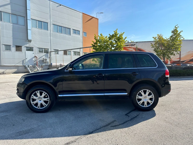 VW Touareg 3.0TDI 224к.с., снимка 2 - Автомобили и джипове - 47344237