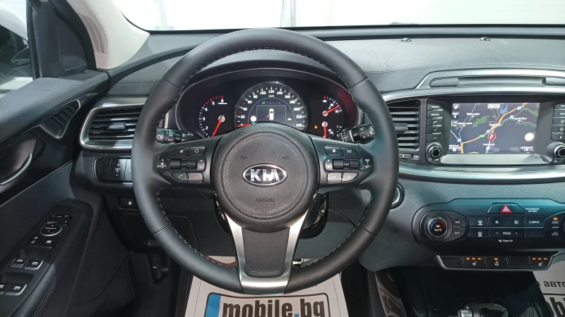 Kia Sorento 2.2 D 4x4 automat, снимка 10 - Автомобили и джипове - 47981192