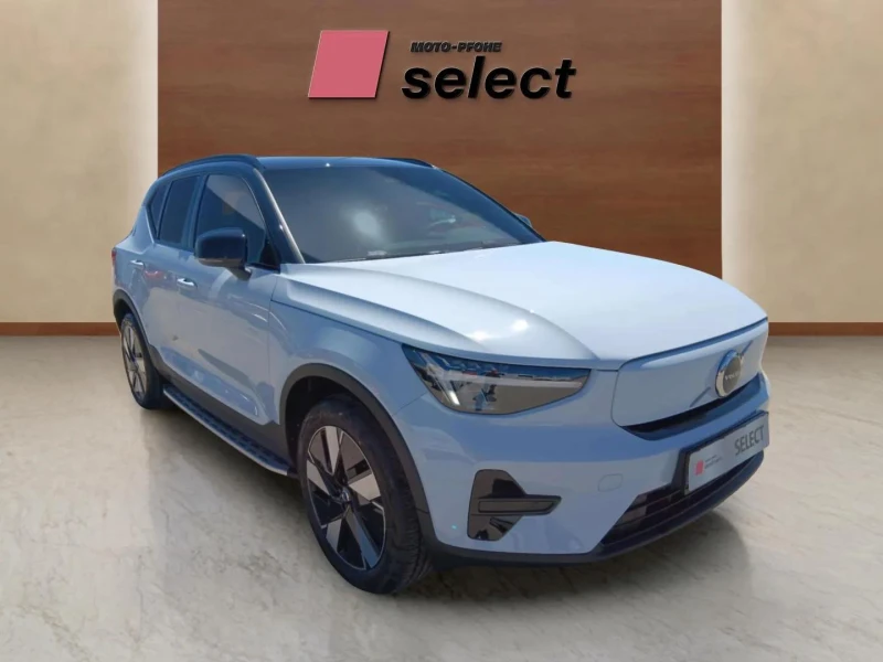 Volvo XC40 Singel Motor, снимка 3 - Автомобили и джипове - 50114705