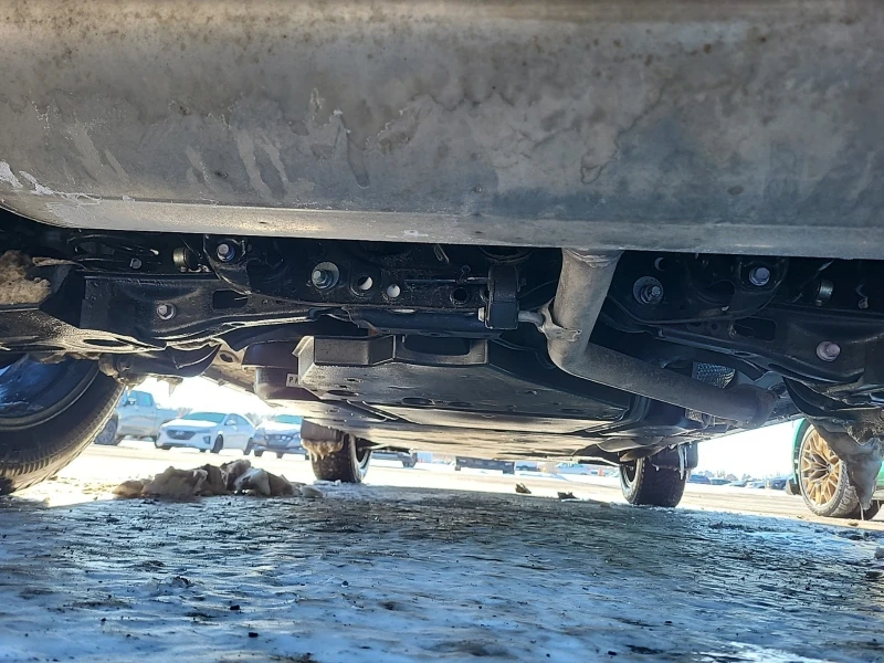 Toyota Rav4 PRIME SE* AWD* CARFAX* АВТО КРЕДИТ* , снимка 16 - Автомобили и джипове - 53354411