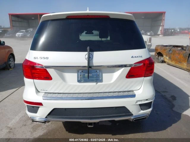 Mercedes-Benz GL 500 AMG* PACK* DESIGNO* ДИСТРОНИК* ПОДГРЕВ* ОБДУХВАНЕ* - изображение 8