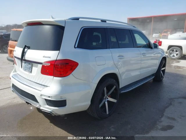 Mercedes-Benz GL 500 AMG* PACK* DESIGNO* ДИСТРОНИК* ПОДГРЕВ* ОБДУХВАНЕ* - изображение 2