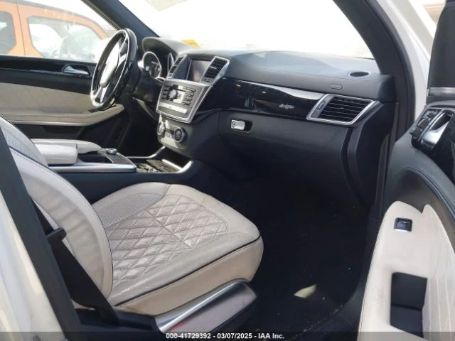 Mercedes-Benz GL 500 AMG* PACK* DESIGNO* ДИСТРОНИК* ПОДГРЕВ* ОБДУХВАНЕ* - изображение 9