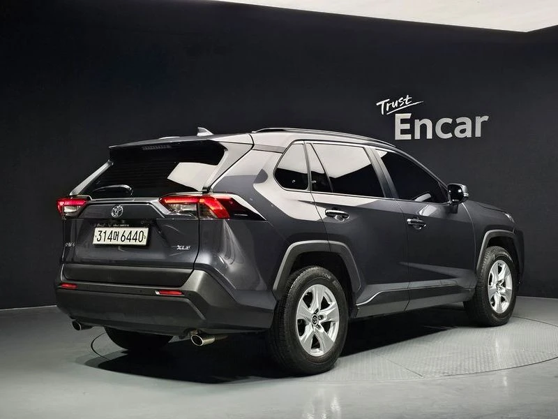 Toyota Rav4 2.5 Automatic, снимка 3 - Автомобили и джипове - 55666465