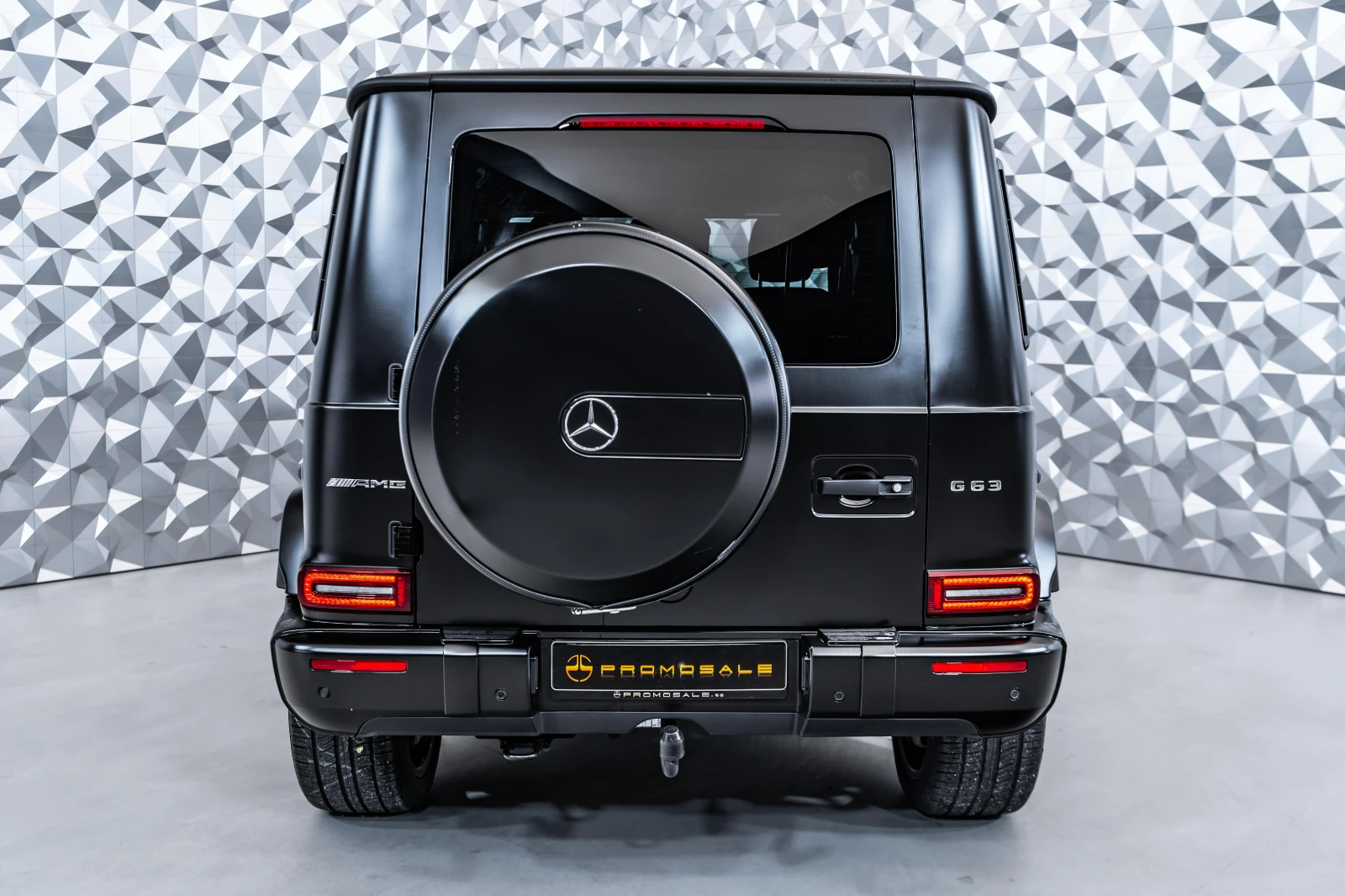 Mercedes-Benz G 63 AMG Manufaktur* Burmester* Distronic - изображение 5