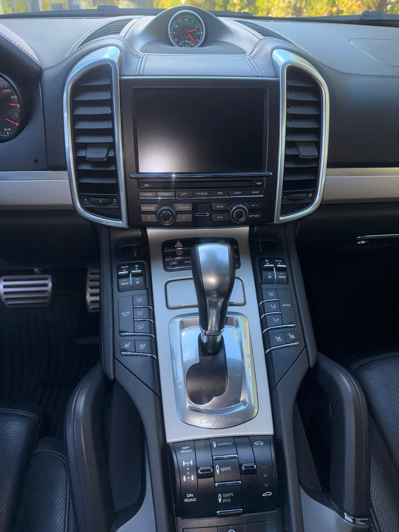 Porsche Cayenne  - изображение 10