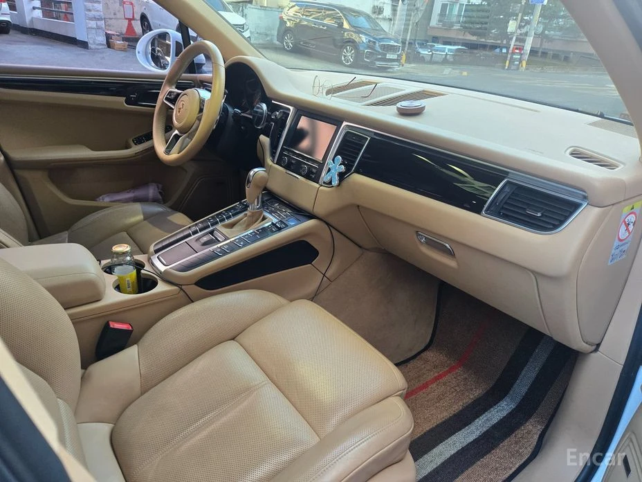 Porsche Macan, снимка 6 - Автомобили и джипове - 54223445