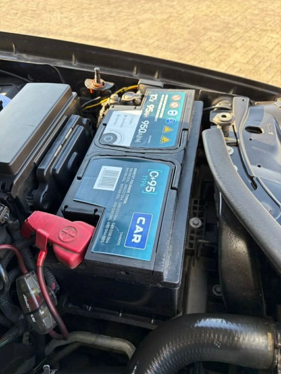 Jeep Grand cherokee Overland 5.7 Hemi SRT, снимка 8 - Автомобили и джипове - 54307336