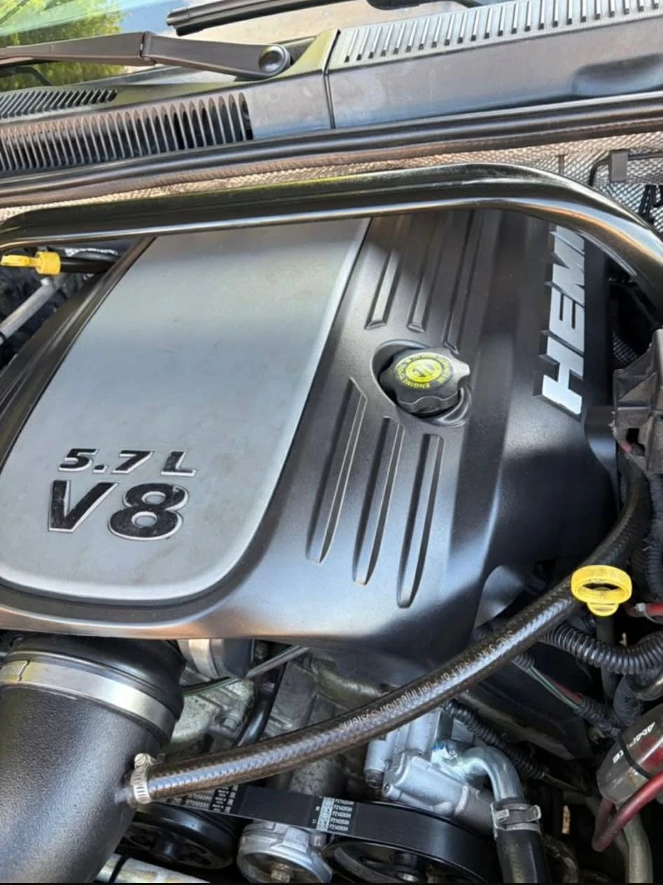 Jeep Grand cherokee Overland 5.7 Hemi SRT, снимка 11 - Автомобили и джипове - 54307336