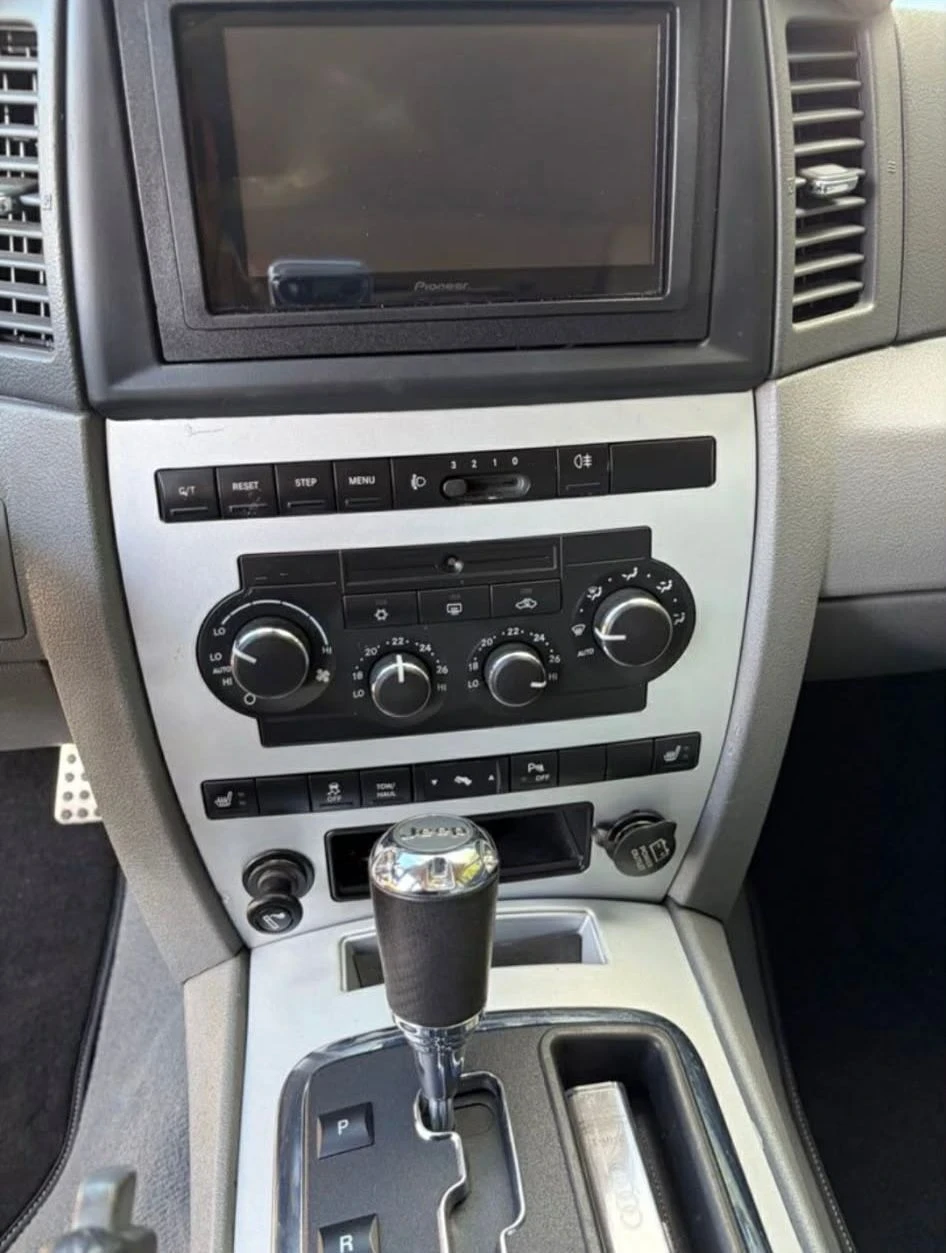 Jeep Grand cherokee Overland 5.7 Hemi SRT, снимка 5 - Автомобили и джипове - 54307336