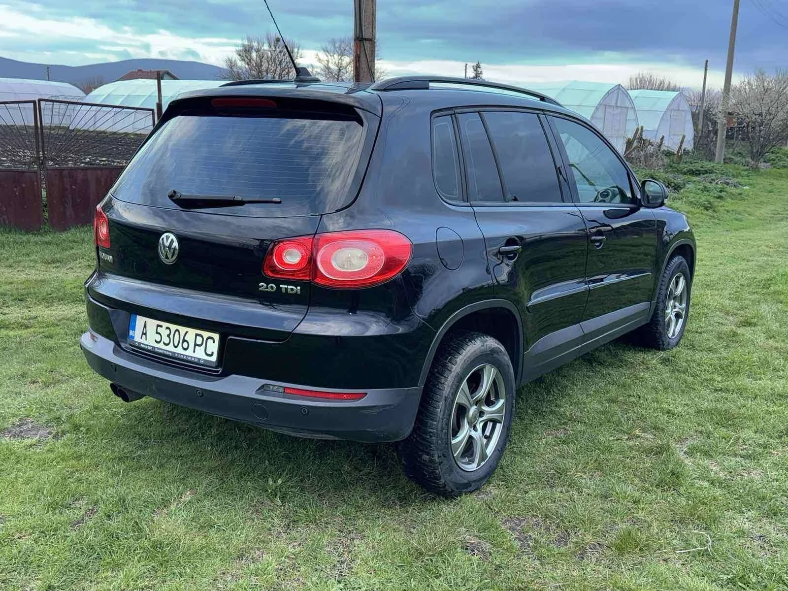 VW Tiguan, снимка 10 - Автомобили и джипове - 54389991