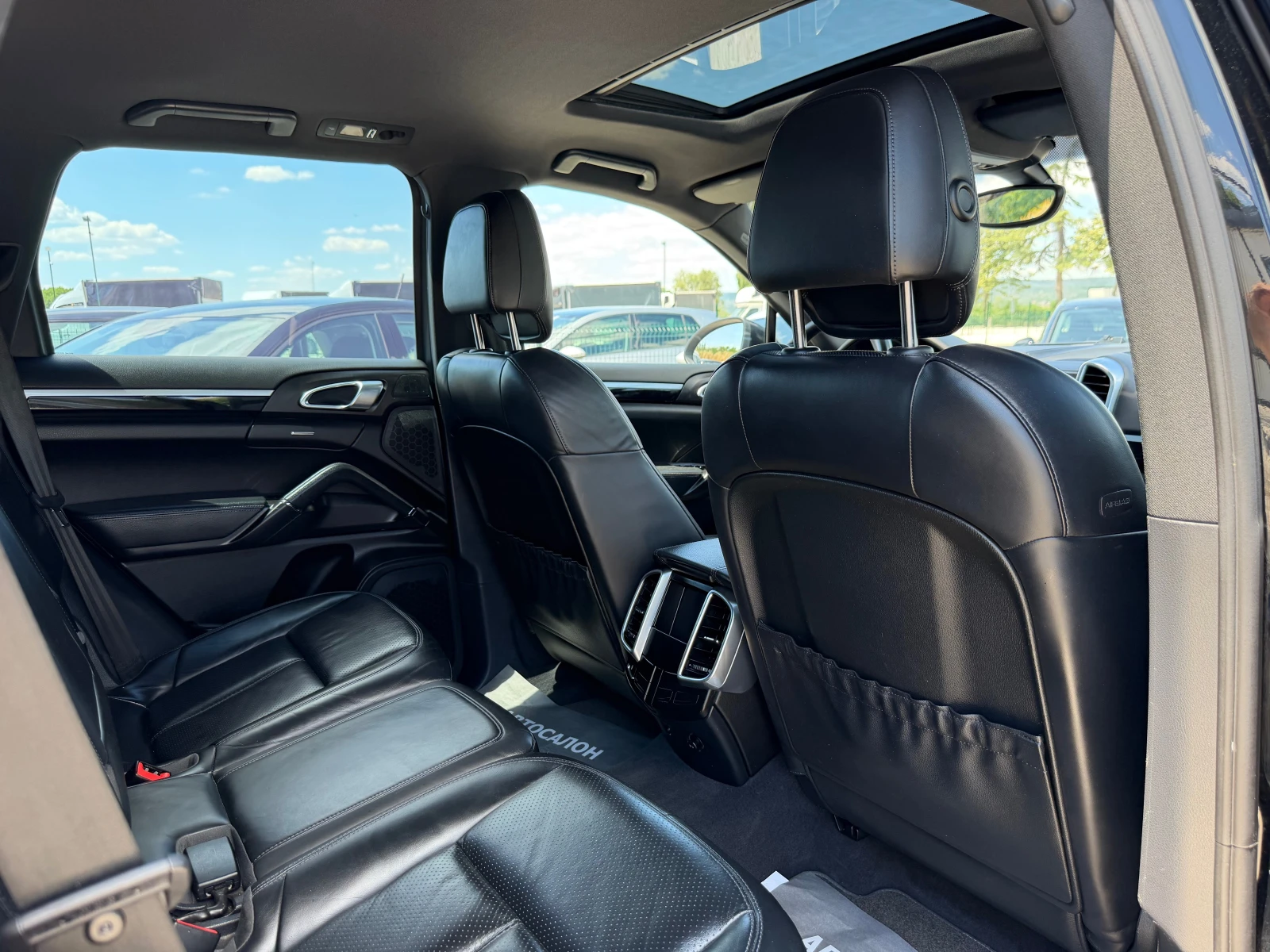 Porsche Cayenne 3.0D-245 KOJA NAVI PODGREV/OTDUH, снимка 13 - Автомобили и джипове - 55242412