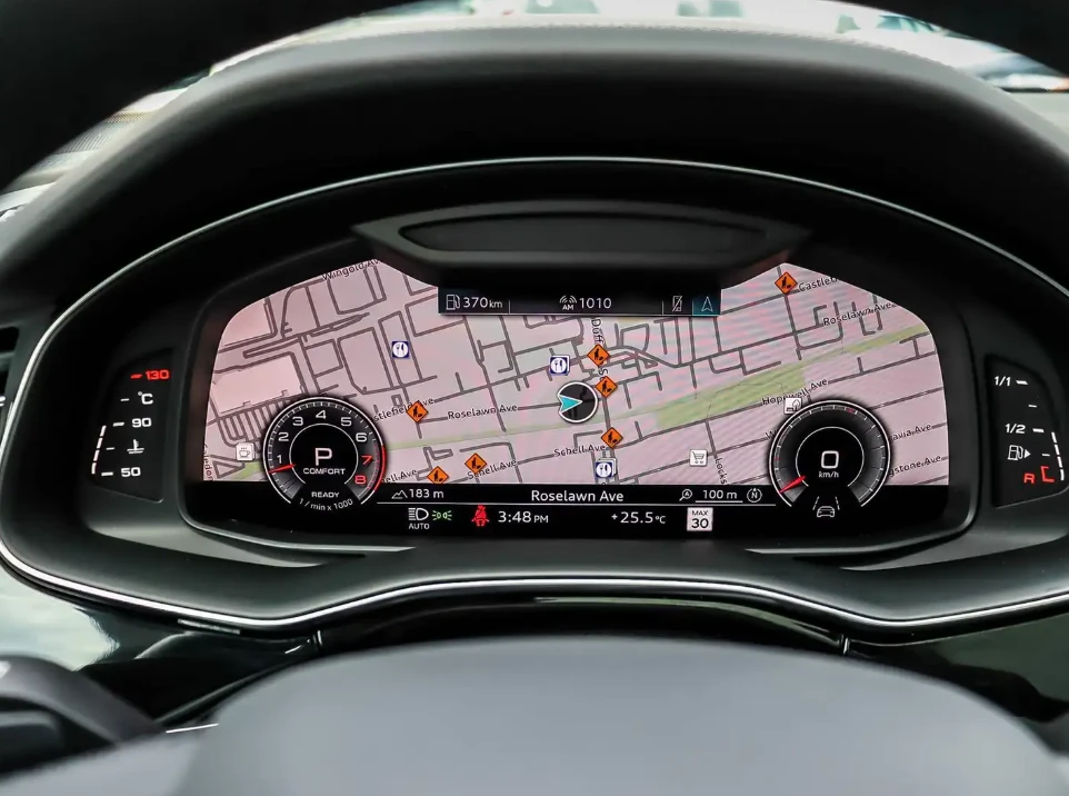Audi Q7 * 55 TECHNIK* Обдух* 360* Pano* HUD* B&O* 7местен*, снимка 9 - Автомобили и джипове - 55408819
