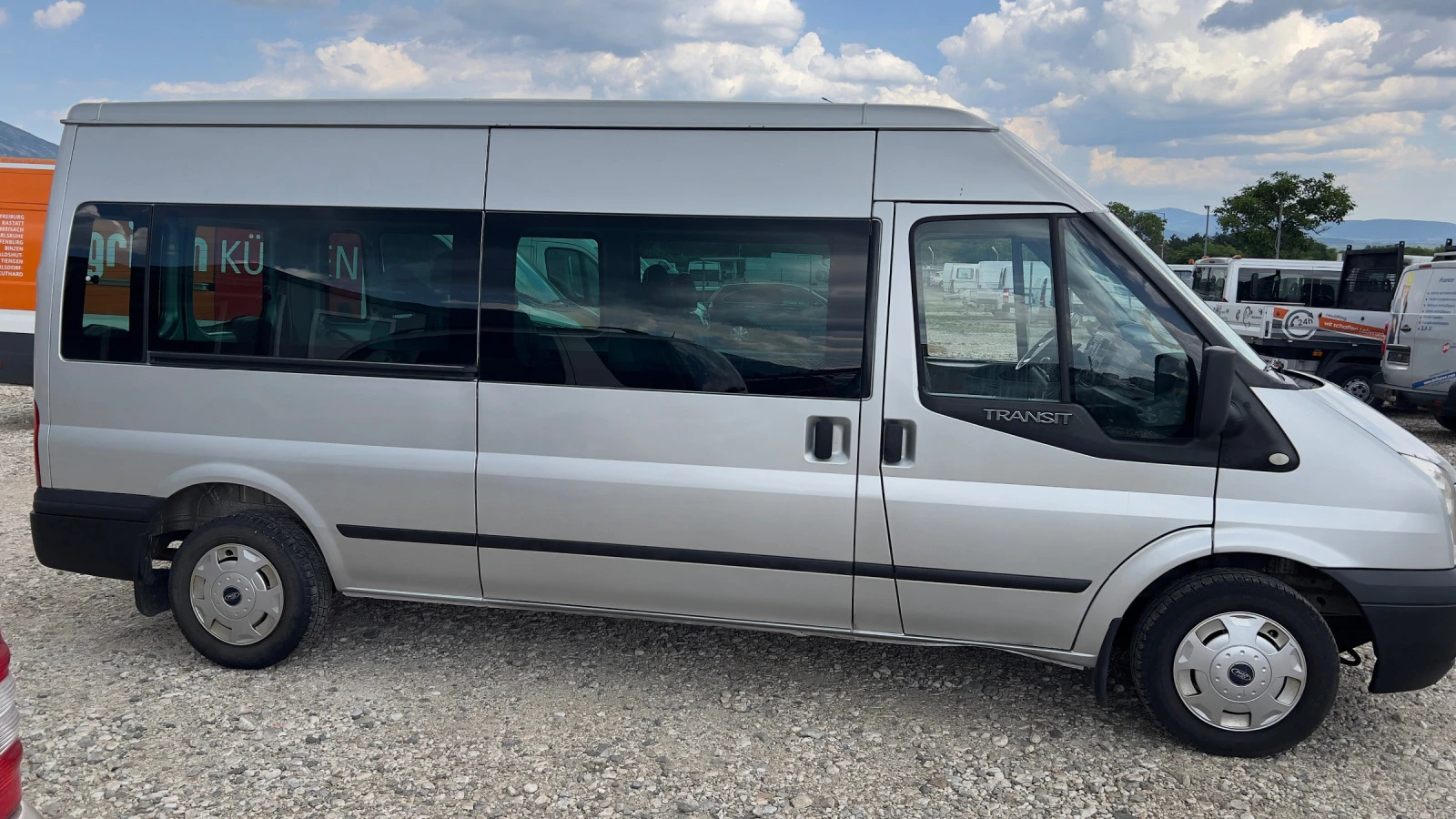 Ford Transit 2.2 140 коня 2х клима 9 места - изображение 3