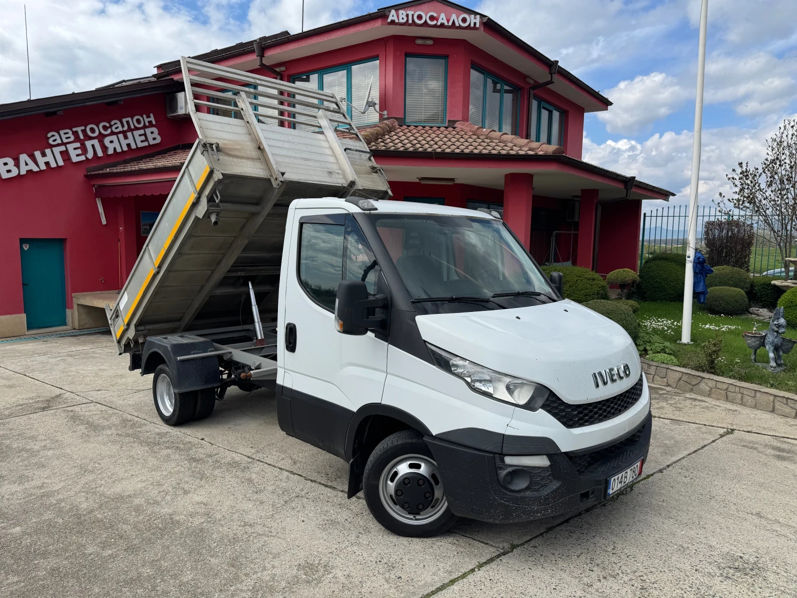 Iveco Daily 3.0HPI* 35c15* Euro5* Тристранен самосвал - изображение 9
