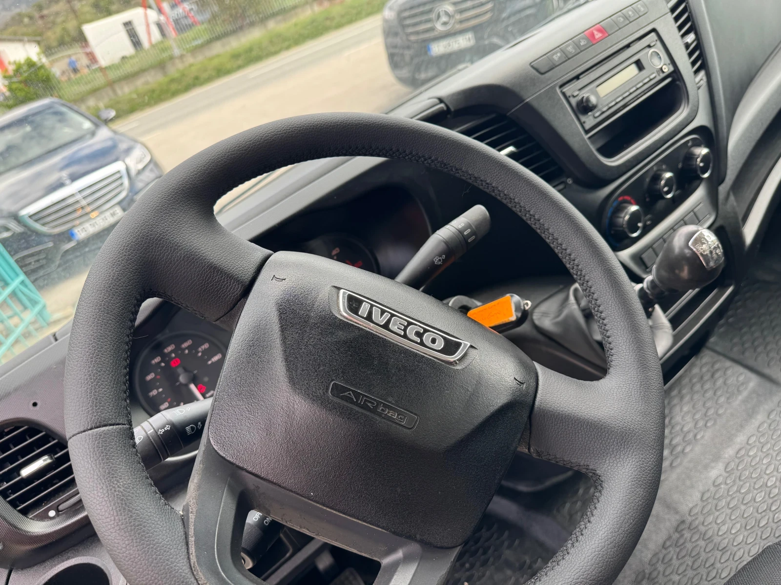 Iveco Daily 3.0HPI* 35c15* Euro5* Тристранен самосвал - изображение 2