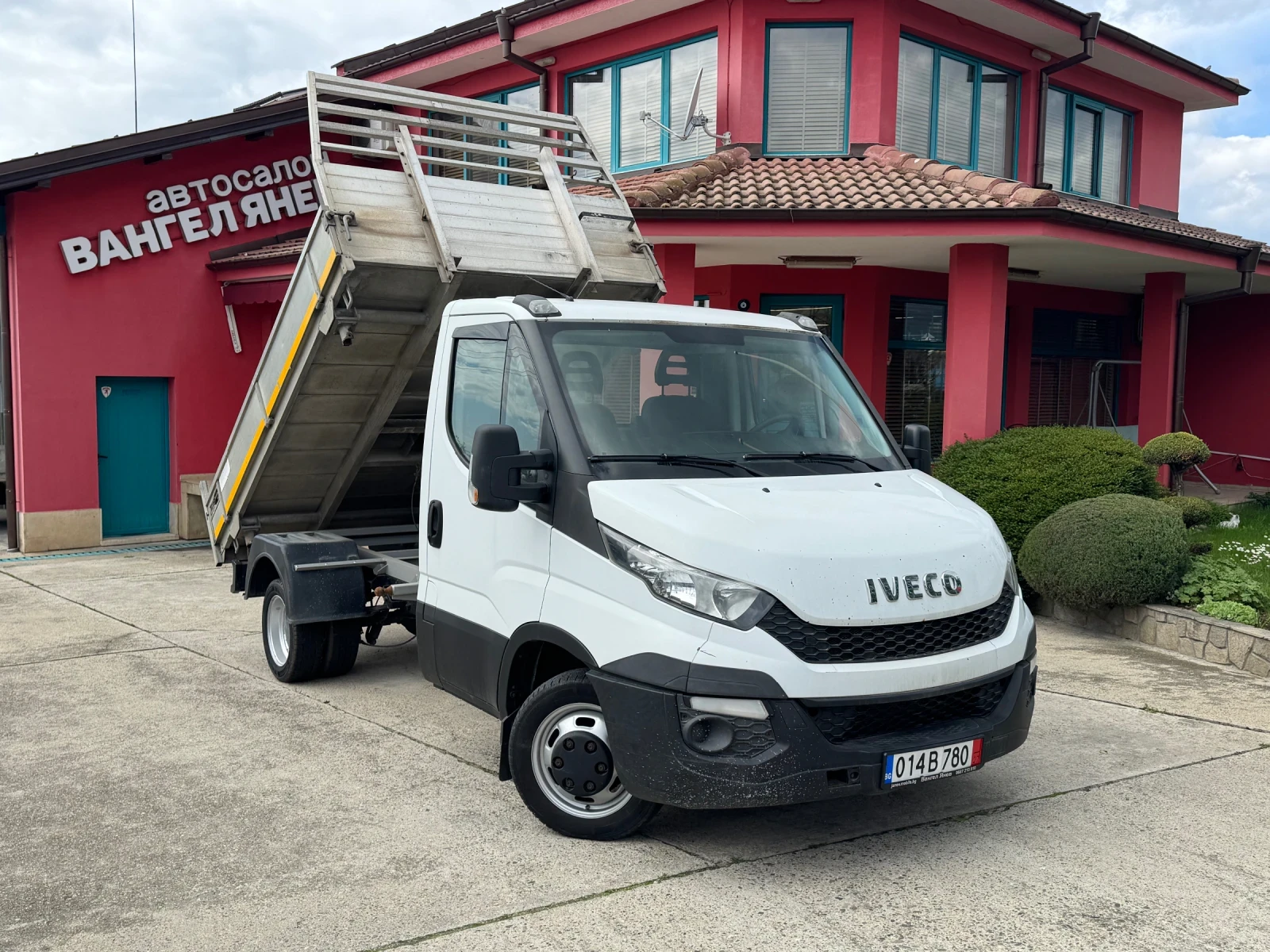 Iveco Daily 3.0HPI* 35c15* Euro5* Тристранен самосвал - изображение 10
