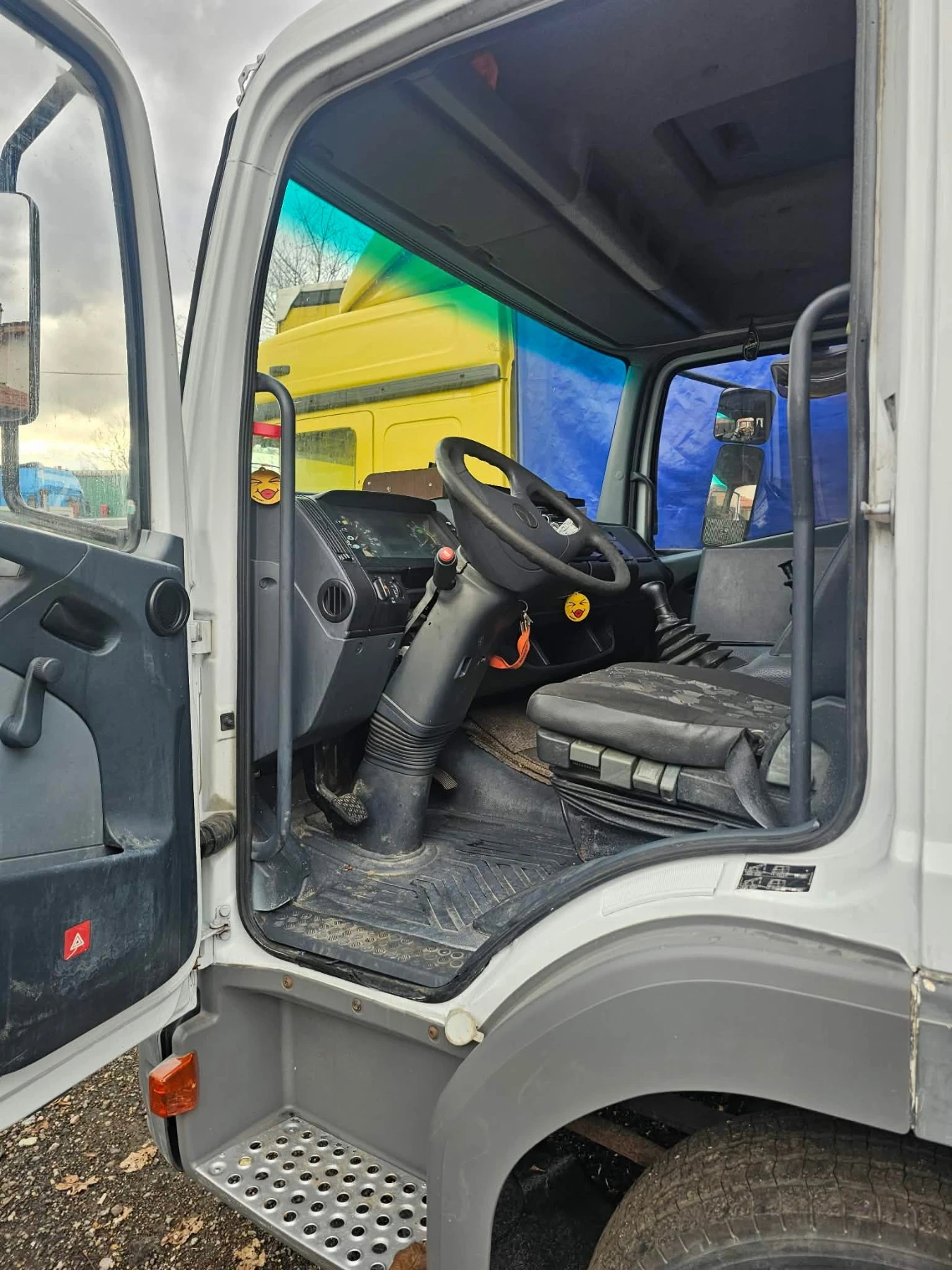 Mercedes-Benz 815  - изображение 6