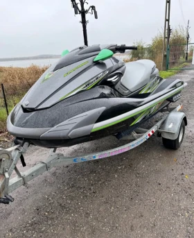 ����� �� �������� �� ���� Yamaha Yamaha WaveRunner FZR SHO 2012