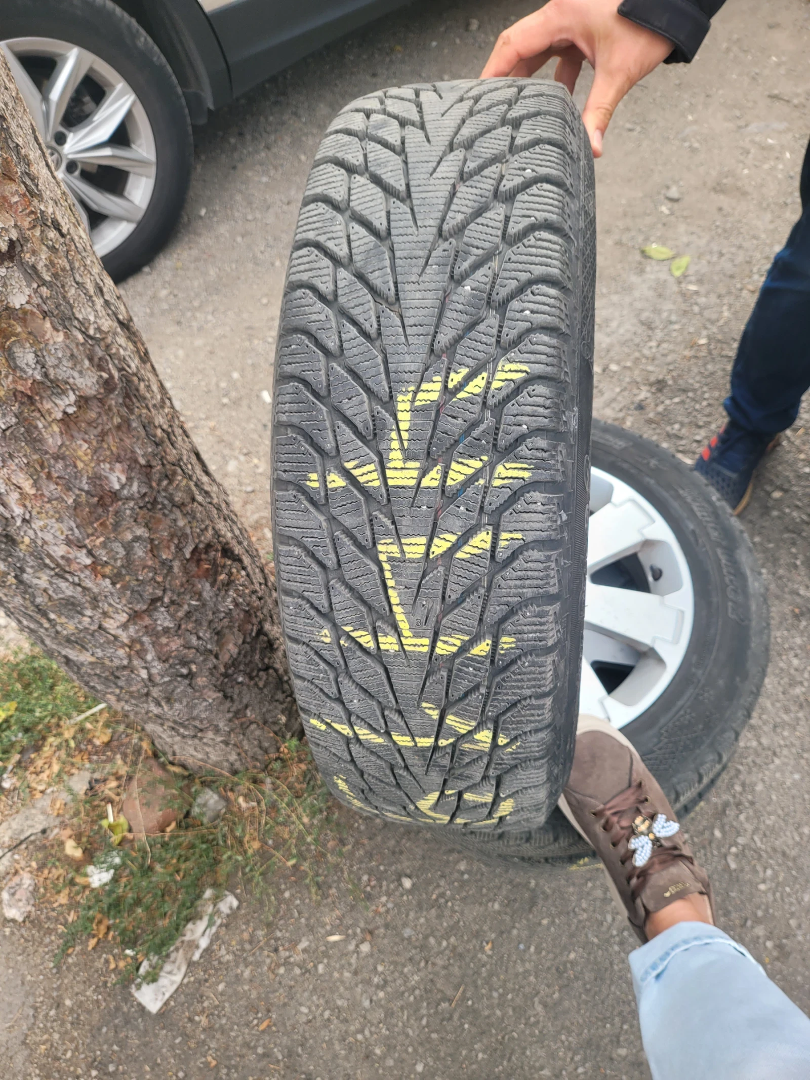 Гуми с джанти Други 195/65R15, снимка 5 - Гуми и джанти - 56083672
