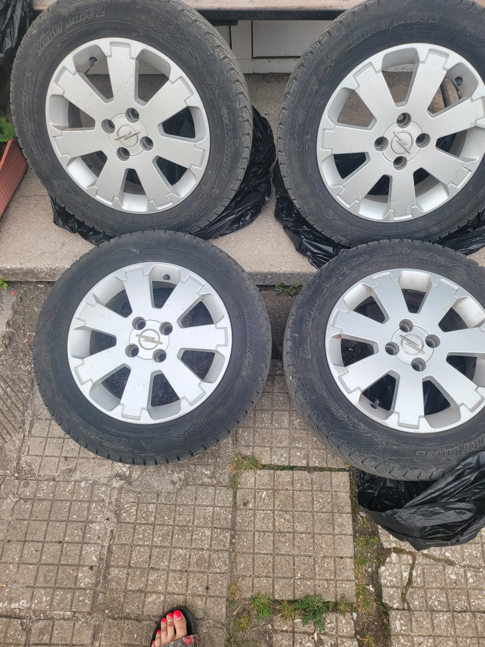 Гуми с джанти Други 195/65R15