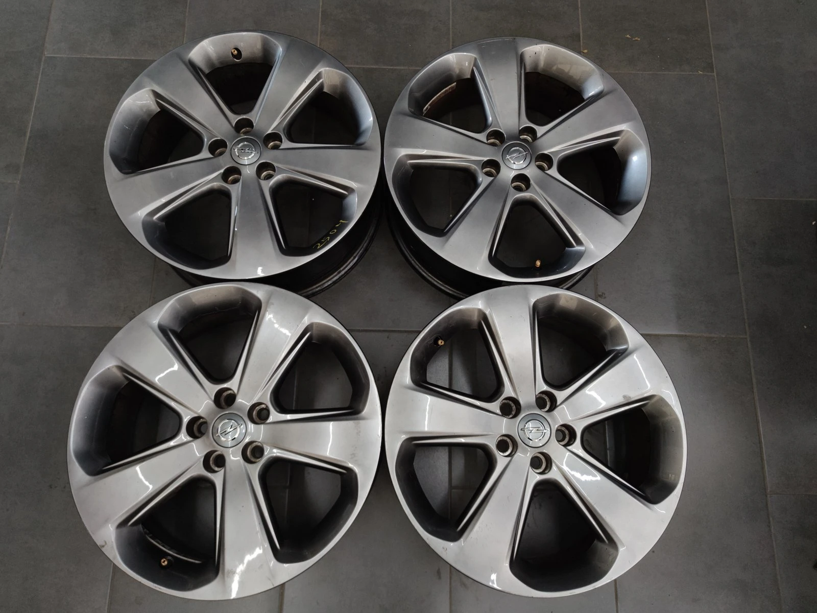 Джанти за Opel, снимка 3 - Гуми и джанти - 56718258