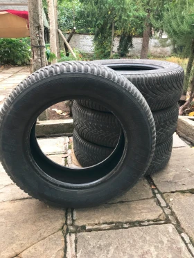 Гуми Зимни 195/65R15, снимка 4 - Гуми и джанти - 52409857