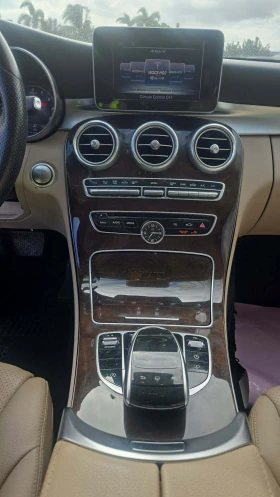 Mercedes-Benz C 300 burmester* камера* м.точка* подгрев* Keyless* , снимка 7